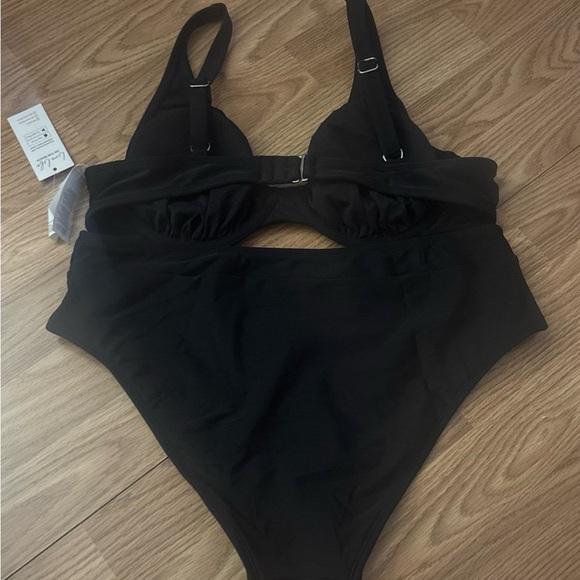 Cupshe Bikini Set Size Large - Picture 8 of 11